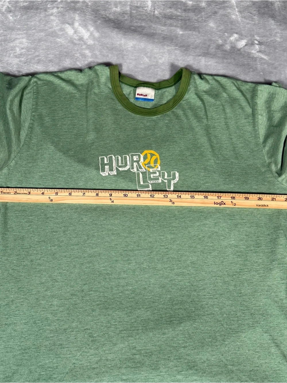 Vintage Hurley T Shirt Mens XL Slim Fit Lightweight Thin Single Stitch USA 90s